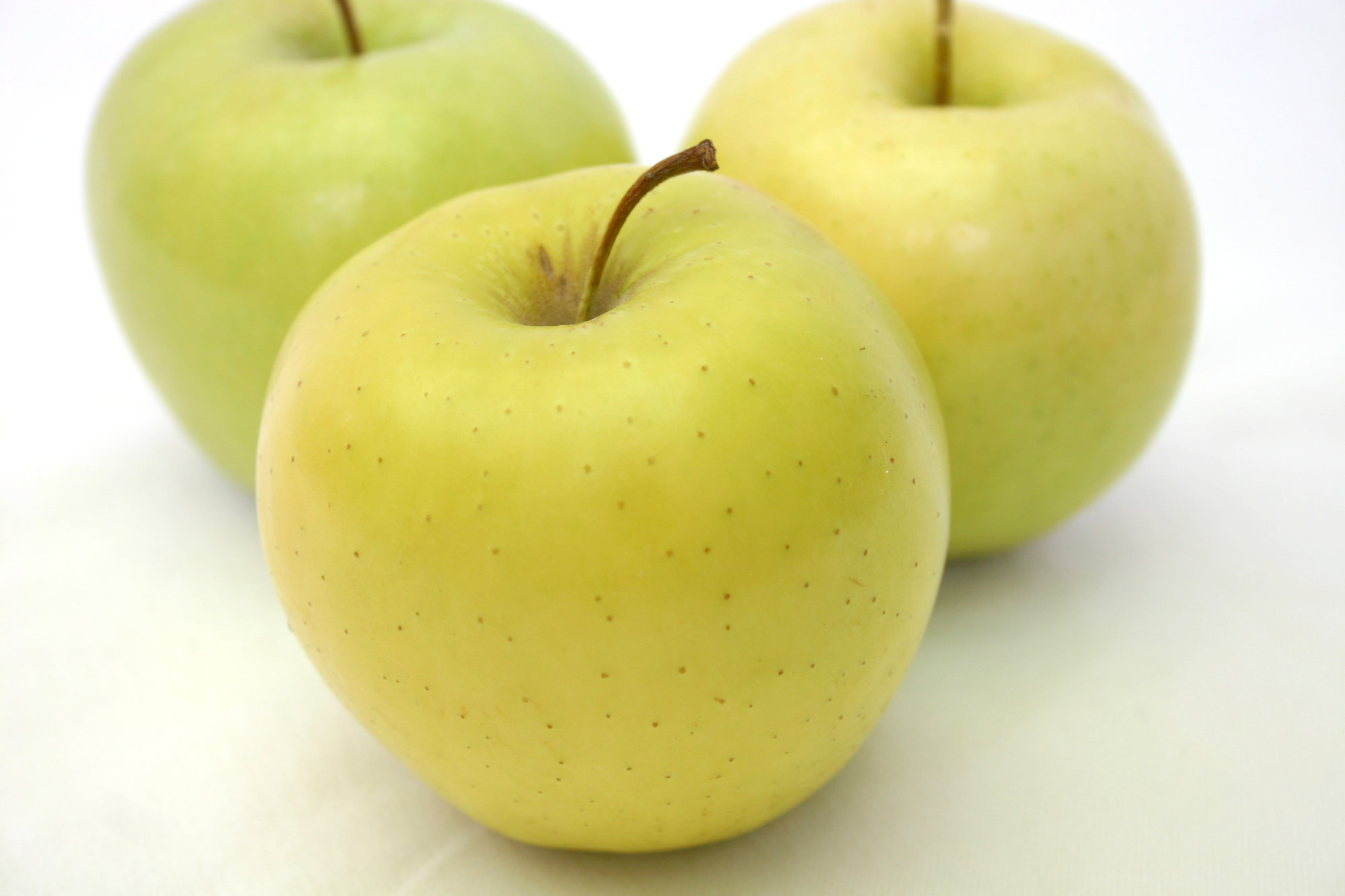 Apples — Golden Delicious